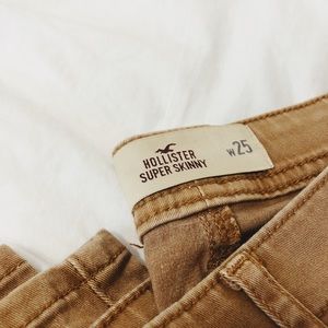 Tan Hollister Skinny Jeans! NWOT